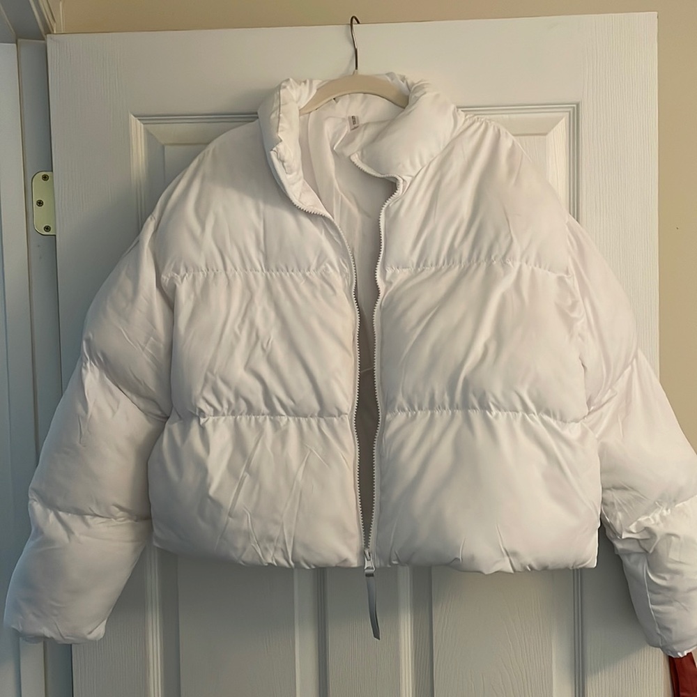 Cropped Fabletics Puffer Jacket